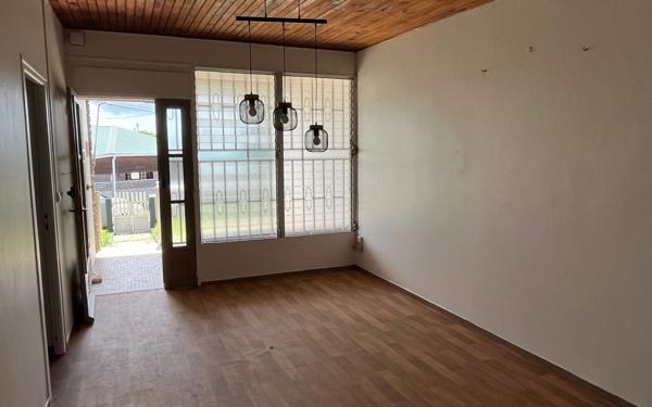 Maison à vendre    4 pièces • 77,50 m2 Saint-Joseph