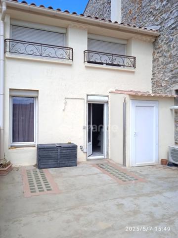 A 3 MN DE LA PLAGE, MAISON SPACIEUSE D'ENVIRON 160M² AVEC UN GRAND GARAGE.