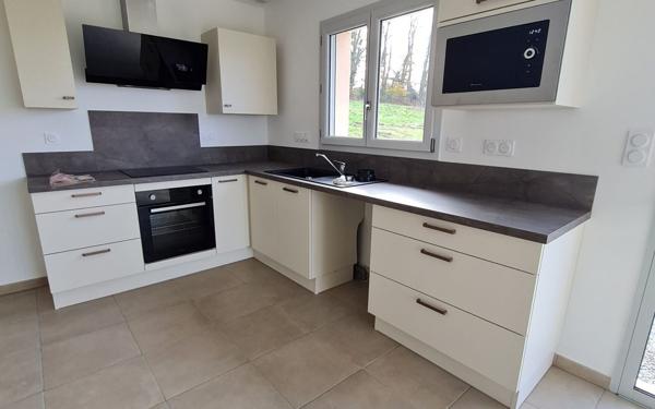 Maison à louer    4 pièces • 85,56 m2 Bonnac-la-Côte