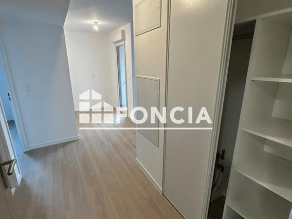 Location Appartement 2 pièces 42.9 m² - 1 RUE DES CAPUCINS Angers 49000