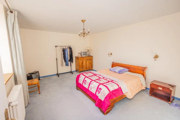 Dpt Ille et Vilaine (35), à vendre SAINT PERN propriete P6 de 228,5 m² - Terrain de 5 218,00 m²