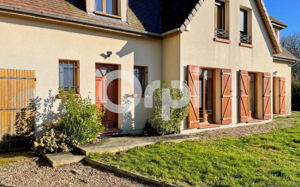 Maison à vendre    6 pièces • 209 m2 Pacy-sur-Eure