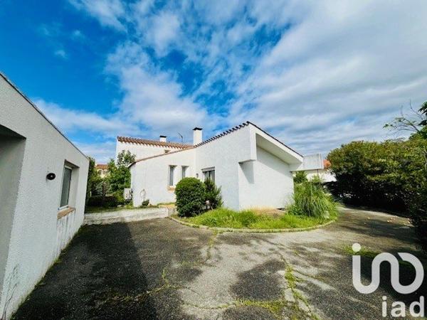 Maison traditionnelle 5 pièces de 143 m² à Le Boulou (66160)