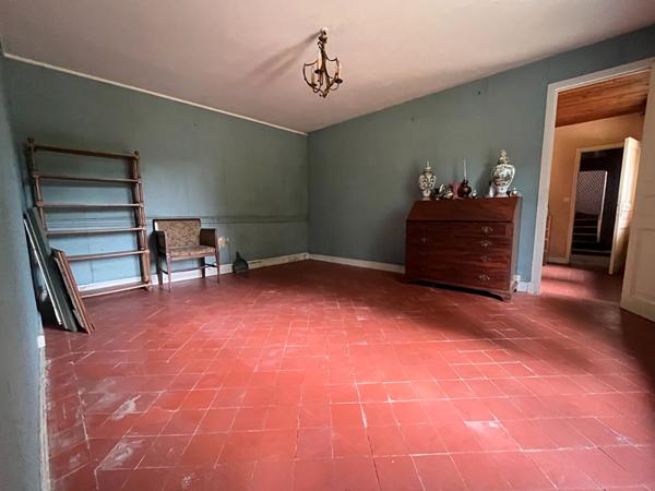 LA DRENNE - A quelques minutes de la gare, direction Paris Nord - Maison de pays avec grand terrain paysager