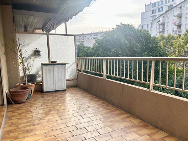 Appartement Toulon Ouest 3 pièce(s) 66m² avec garage.