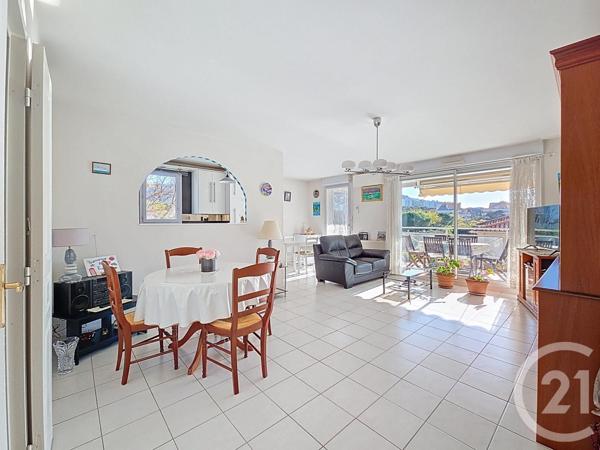 Appartement T3 à vendre  3 pièces - 71,15 m2 MARSEILLE - 13009