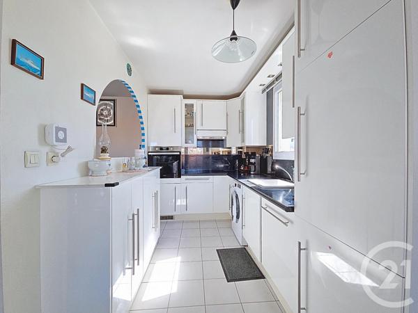 Appartement T3 à vendre  3 pièces - 71,15 m2 MARSEILLE - 13009