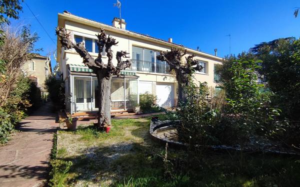 Maison à vendre    7 pièces •  Pézenas