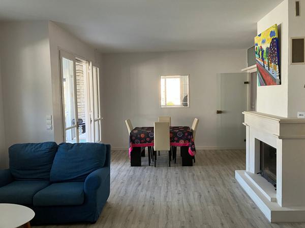 A Royan, à vendre, maison 210 m², 6 chambres, véranda, garage, cave, sur 502m² de terrain