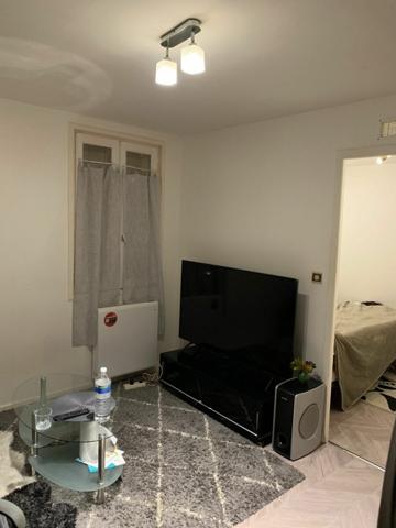 Appartement à louer    2 pièces •  Saintes