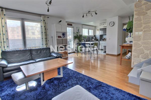 Appartement Courbevoie Duplex 4 pièces 77,23 m² - TERRASSE 30m²-Dernier étage