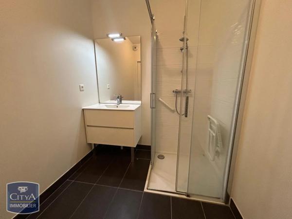 Appartement à louer 3 pièces 73.98m² Fleury-les-Aubrais (45400)