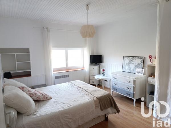 Maison 6 pièces de 160 m² à Muron (17430)