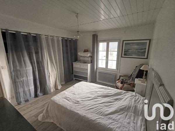 Maison 6 pièces de 160 m² à Muron (17430)