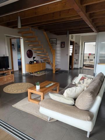 Maison à vendre 5 pièces proche de SAINT PAUL (974)