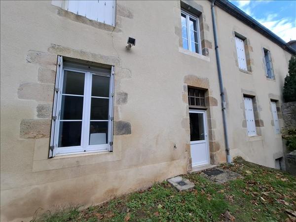 Immeuble à vendre |  Châteaumeillant |  350 m²