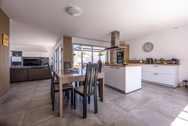 MAISON RECENTE 4 CHAMBRES JARDIN