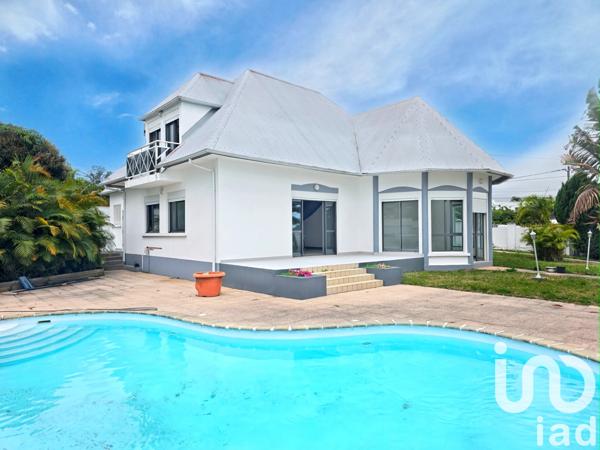 Maison à vendre 5 pièces 180 m² Le Tampon