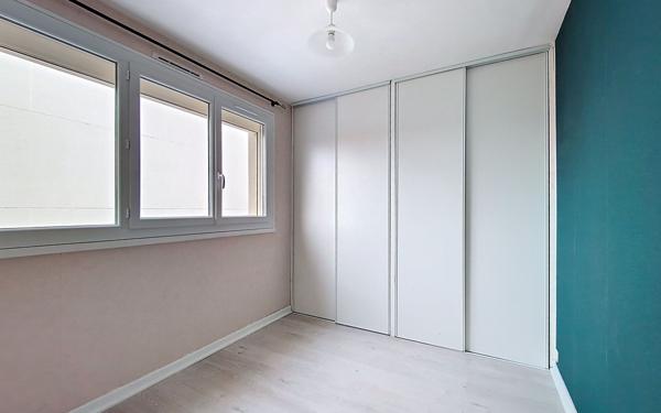 Appartement à vendre    2 pièces • 38 m2 Arpajon-sur-Cère