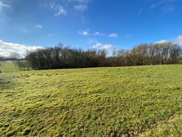 Dpt Gers (32), à vendre proche de BARCELONNE DU GERS Terrain à bâtir de 1663 m², au calme