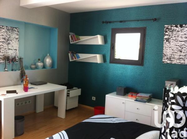 Maison 9 pièces de 308 m² à Saint-Louis (97450)