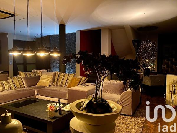 Maison 9 pièces de 308 m² à Saint-Louis (97450)