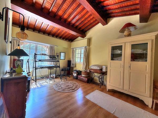 Magnifique maison de 158,7 m² à Aups avec piscine
