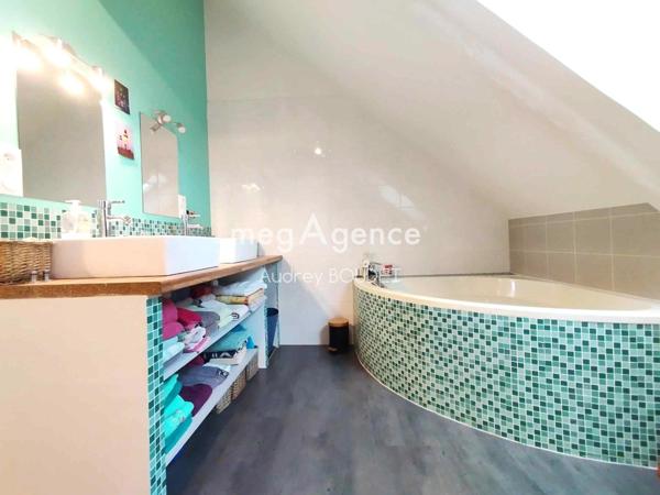 Maison à Vannes, 56000 - 5 pièces 160m²