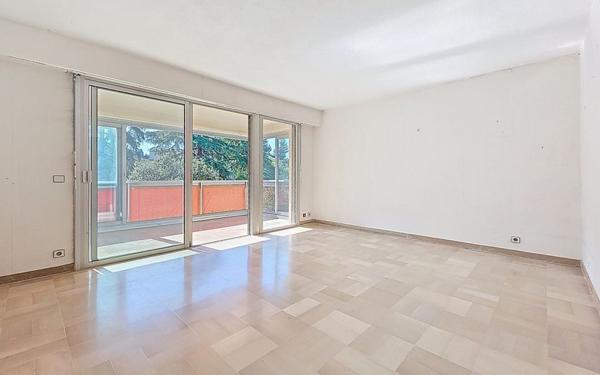 Appartement à vendre    2 pièces • 50,77 m2 Le Cannet