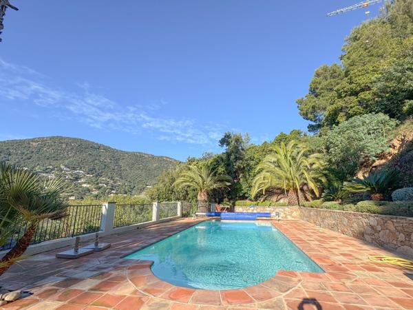 Maison à vendre  6 pièces - 180 m2 CAVALAIRE SUR MER - 83