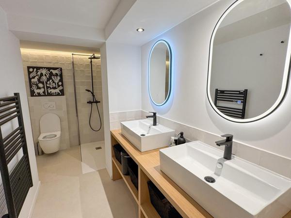 Maison à vendre  6 pièces - 180 m2 CAVALAIRE SUR MER - 83