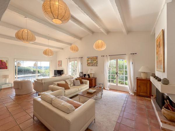 Maison à vendre  6 pièces - 180 m2 CAVALAIRE SUR MER - 83