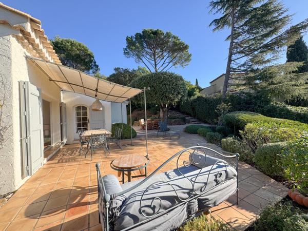 Maison à vendre  6 pièces - 180 m2 CAVALAIRE SUR MER - 83