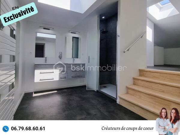 Nous vous proposons en exclusivité cette jolie maison en pierre rénovée.
Elle se compose:
-Au rez-de-chaussée : une grande entrée de 14 m² environ avec un bel escalier en marbre et fer forgé, un salon avec cheminée, mezzanine, cuisine moderne toute équipée, cellier, cave. Une lingerie, chaufferie, wc séparé, une salle d'eau. Une chambre de 25 m² environ avec accès sur la terrasse, cette pièce peut également être utilisée comme salle à manger ou second salon.
-A l'étage : 3 belles chambres (de 13 à 25m² environ), une salle d'eau, wc séparé, un dressing de 13m² environ.
A l'extérieur : Attenant à la maison, une très grande dépendance offre un gros potentiel d'agrandissement. Un grand garage, préau, atelier chauffé. Petits toits.
Jardin clos et arboré (arbres fruitiers), avec deux accès sur la propriété.

Confort : Pompe à chaleur, ballon d'eau chaude thermodynamique, panneaux photovoltaïques en autoconsommation. 
Toiture neuve. Double vitrage, assainissement individuel.
Quelques finitions à prévoir. 

Située à quelques minutes du centre de Celles-Sur-Belle (école, collège), et à 20 minutes de Niort. 

Notre regard : "On adore le cachet ! C'est un bien qui allie ancien et moderne, très lumineux. Les portes fenêtres au rez-de-chaussée offrent un effet dedans / dehors très appréciable. En ce qui concerne l'aspect énergétique, difficile de faire mieux. L'emplacement est également idéal : à proximité des commerces tout en étant au calme".

Vendeurs, avis de valeur offert. Acquéreurs, bénéficiez de notre service financier.
