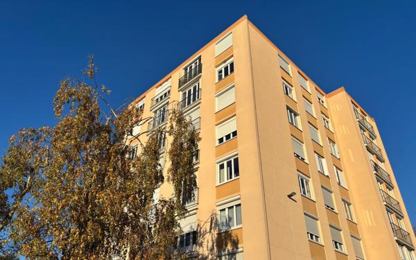 Appartement à vendre    2 pièces • 44 m2 Le Mans