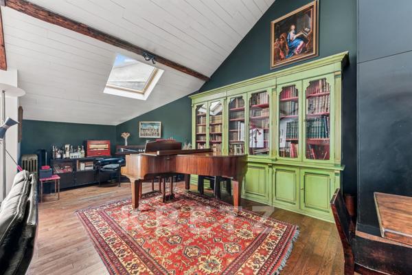 Maison familiale au coeur du IXème