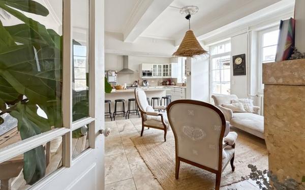 Maison à vendre    12 pièces •  Fleurance