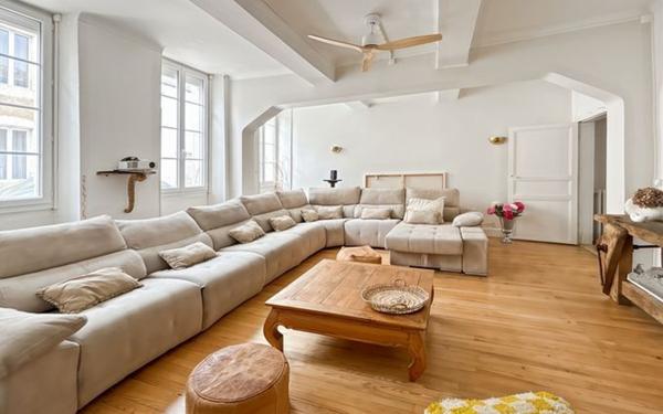 Maison à vendre    12 pièces •  Fleurance