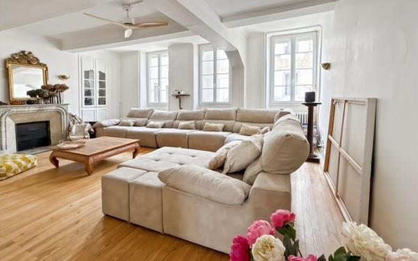 Maison à vendre    12 pièces •  Fleurance