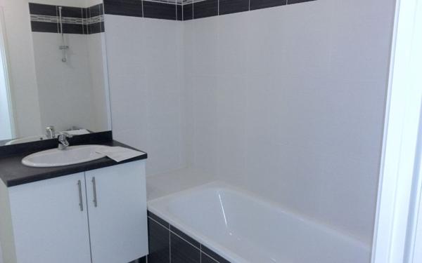 Appartement à louer    2 pièces •  Bordeaux