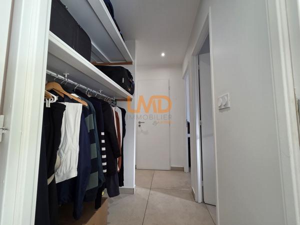 Appartement rénové proche centre ville et port