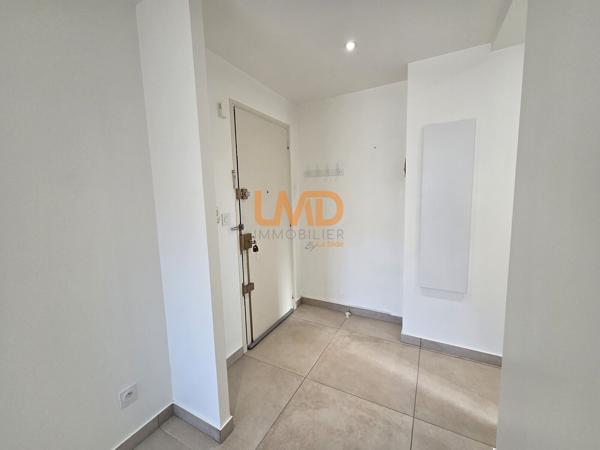 Appartement rénové proche centre ville et port