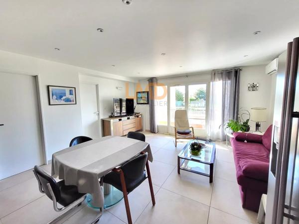 Appartement rénové proche centre ville et port