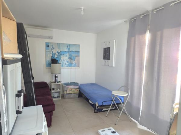 Appartement rénové proche centre ville et port