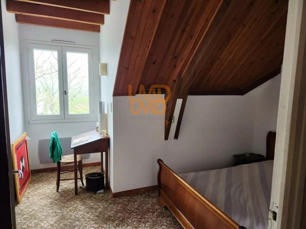 maison T7 sur sous-sol avec piscine sur 1653 m² de terrain clôt