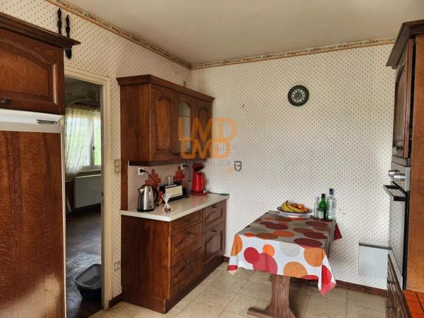 maison T7 sur sous-sol avec piscine sur 1653 m² de terrain clôt