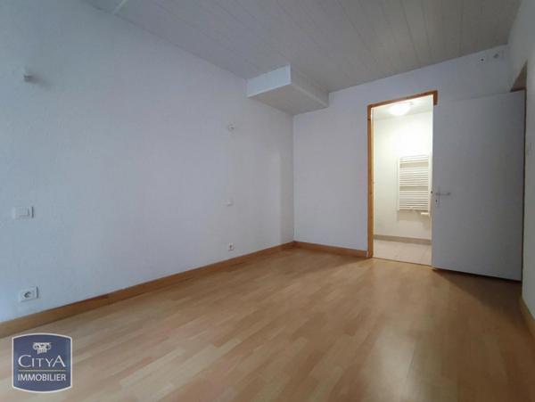 Appartement à louer 2 pièces 42m²