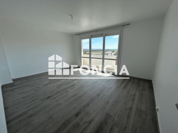 Location Appartement 3 pièces 60 m² - 18 AVENUE DE L'EUROPE Laon 02000