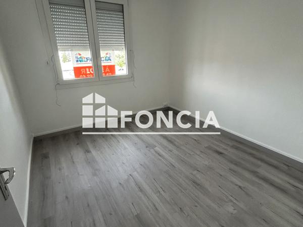 Location Appartement 3 pièces 60 m² - 18 AVENUE DE L'EUROPE Laon 02000
