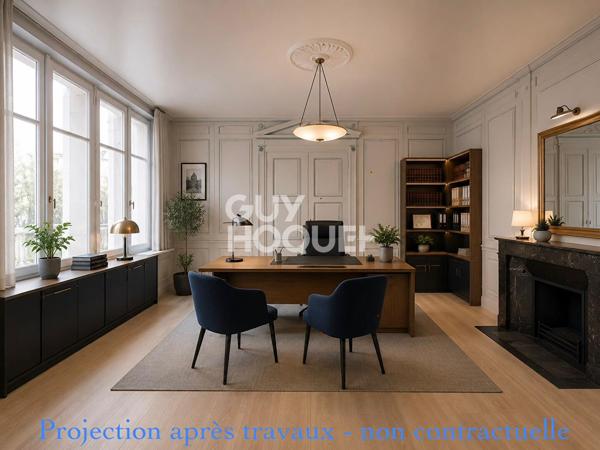 COMPIÈGNE HYPERCENTRE - DEMEURE DE MAÎTRE - BIEN D'EXCEPTION À RÉNOVER